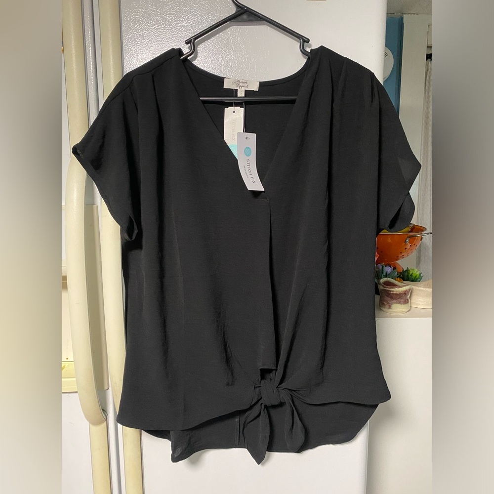 Beacon Apparel. Large. Black. Blouse.